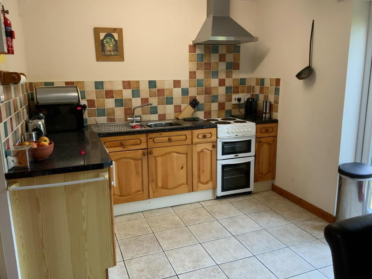 צ'לטנהם Sherbourne Cottage, Seven Springs Cottages מראה חיצוני תמונה